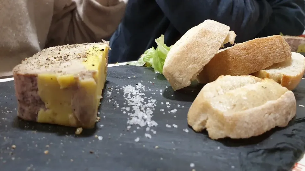 Restaurant traditionnel à Miramont-de-Guyenne